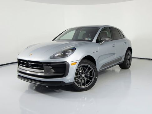 New 2026 Porsche Macan Turbo AWD/4WD image 1