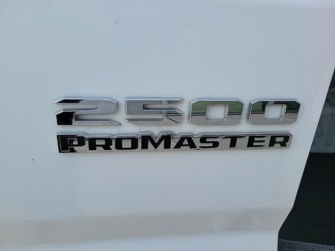 Used 2023 RAM ProMaster 2500 FWD image 11