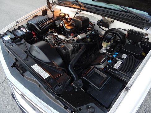 Used 1997 Chevrolet Silverado 1500 4x4 Extended Cab w/ Preferred Equipment Group 3 image 27