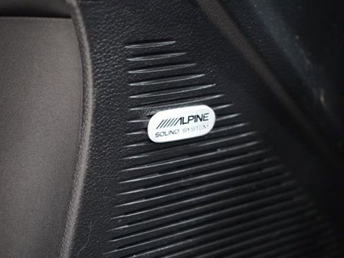 Used 2023 Dodge Challenger R/T w/ Plus Package image 19