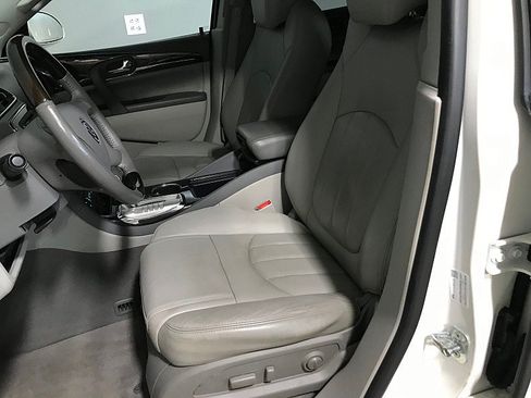Used 2015 Buick Enclave Leather w/ Trailering Package FWD image 11