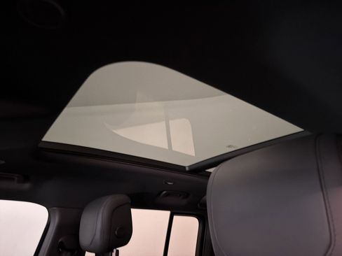 Used 2024 Land Rover Defender 110 Carpathian Edition image 15