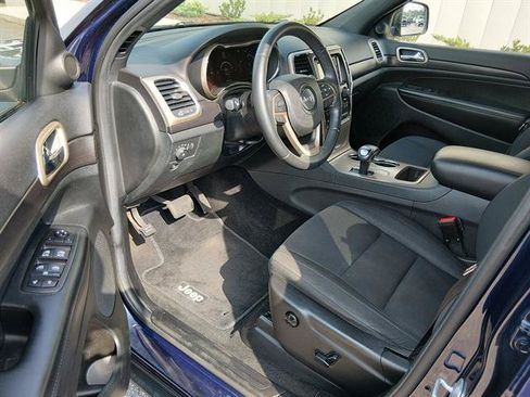 Used 2014 Jeep Grand Cherokee Laredo w/ Quick Order Package 23E AWD/4WD image 9
