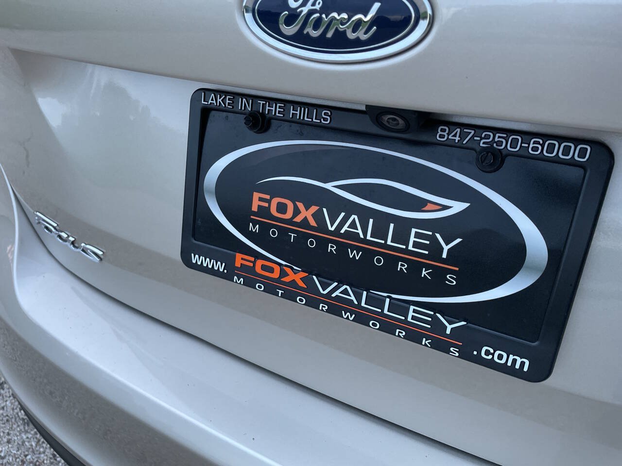 Used 2018 Ford Focus SE w/ Cold Weather Package FWD image 22