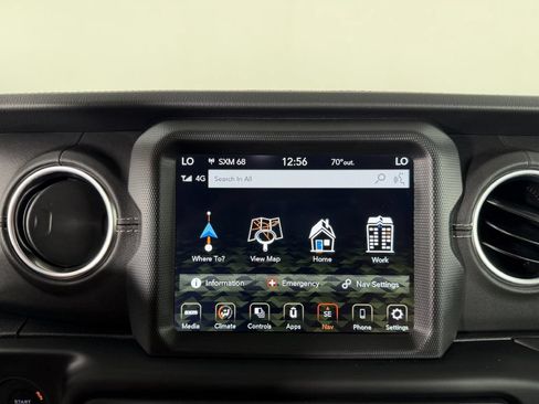 Used 2023 Jeep Wrangler Unlimited Sahara AWD/4WD image 44