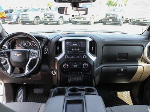 Used 2020 Chevrolet Silverado 1500 LT w/ Convenience Package image 19