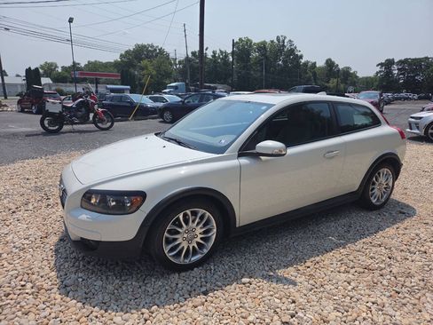 Used 2009 Volvo C30 T5 FWD image 3