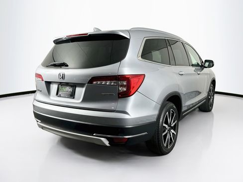Used 2021 Honda Pilot Touring image 9