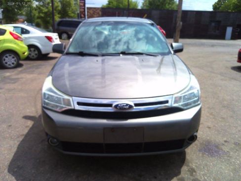 Used 2011 Ford Focus SE w/ 201A Rapid Spec Order Code FWD image 6