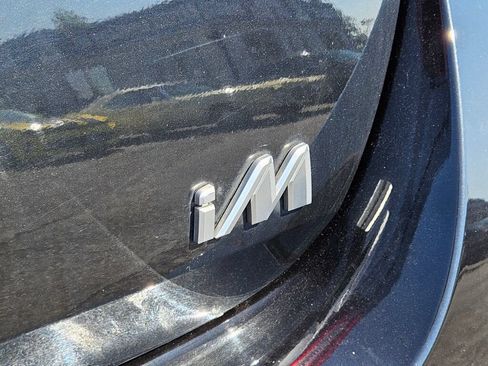 Used 2018 Toyota Corolla iM FWD image 8