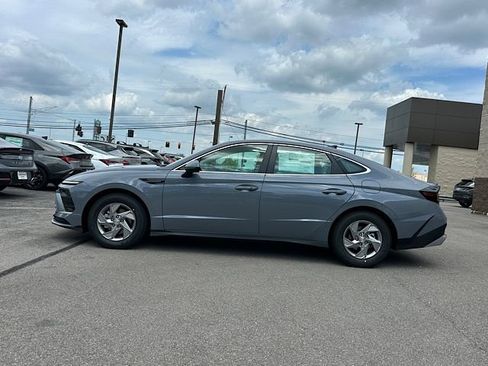 New 2026 Hyundai Sonata SE FWD image 12
