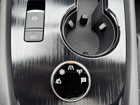 New 2026 Nissan Rogue SV image 31