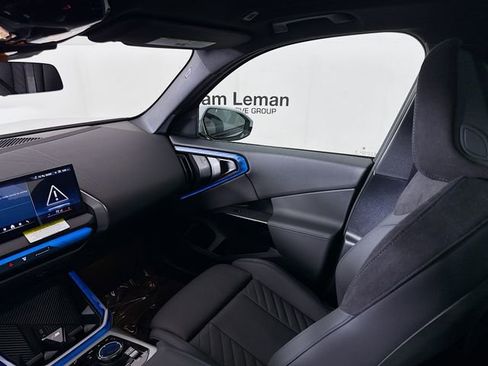 New 2026 BMW X3 xDrive30 w/ Premium Package image 24