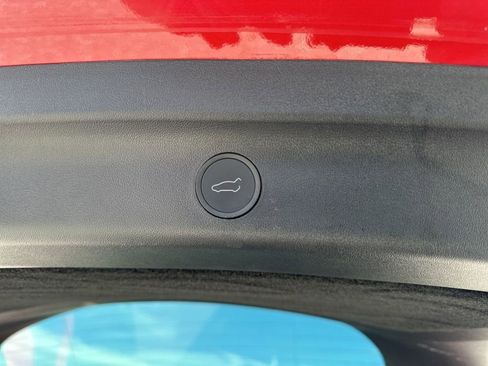 Used 2023 Tesla Model Y Long Range image 30