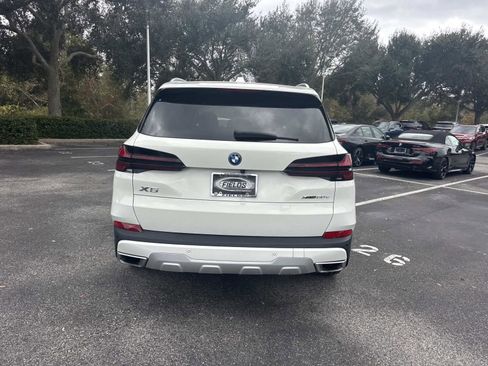 Used 2024 BMW X5 xDrive50e image 5