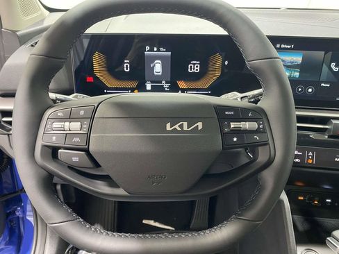 New 2026 Kia Sportage EX FWD image 21