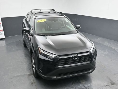 New 2025 Toyota RAV4 XLE image 21