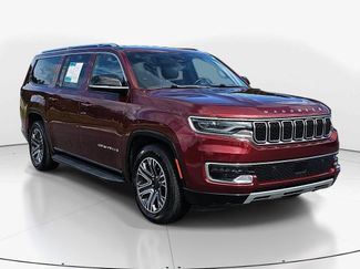 Used 2023 Jeep Wagoneer L Series II AWD/4WD video 3