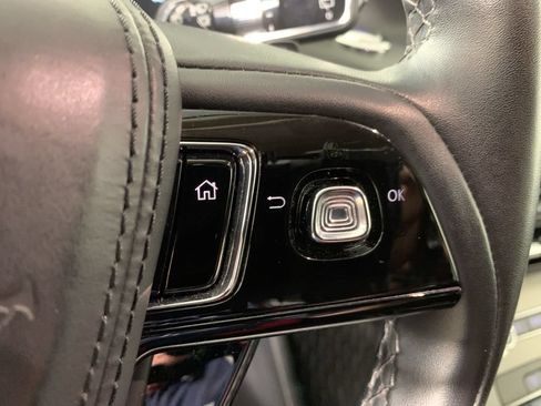 Used 2022 Lincoln Aviator AWD w/ Premium Package image 23