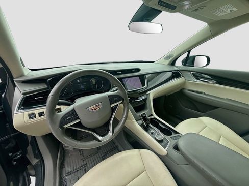 Used 2021 Cadillac XT6 Premium Luxury AWD/4WD image 9