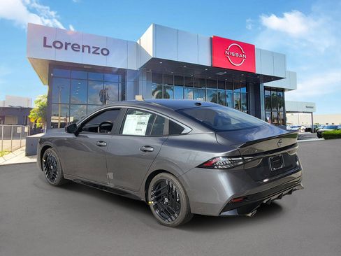 New 2027 Nissan Sentra SR FWD image 6