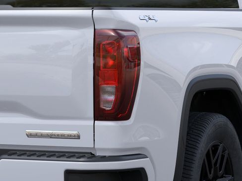 Used 2025 GMC Sierra 1500 Elevation AWD/4WD image 47