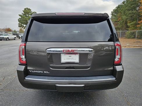 Used 2019 GMC Yukon XL Denali w/ Denali Ultimate Package image 6