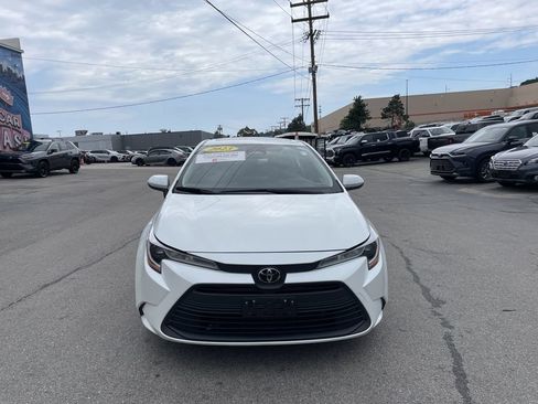 Used 2023 Toyota Corolla LE w/ LE Premium Package FWD image 5