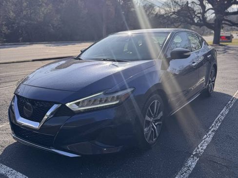 Used 2020 Nissan Maxima 3.5 SV w/ Floor Mat Group FWD image 2