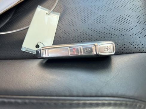 Certified 2024 Kia Carnival LX image 39