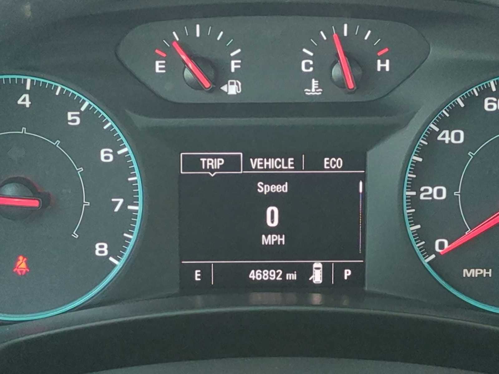 Used 2022 Chevrolet Equinox LS w/ LPO, Cargo Package AWD/4WD image 16
