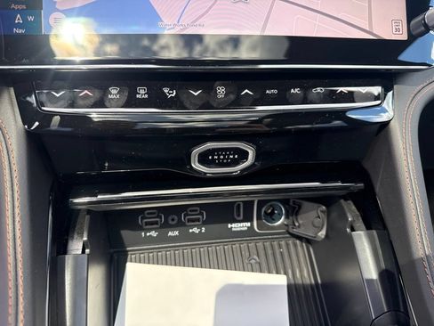 New 2026 Jeep Grand Cherokee Summit AWD/4WD image 16