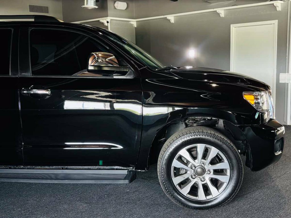 Used 2015 Toyota Sequoia Limited AWD/4WD image 5
