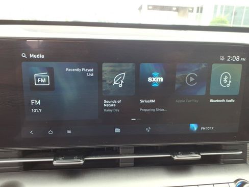 Used 2024 Hyundai Kona SEL FWD image 5