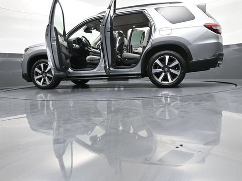 Certified 2023 Honda Pilot Touring image 51