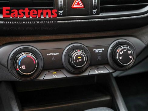 Used 2023 Kia Forte LXS image 20