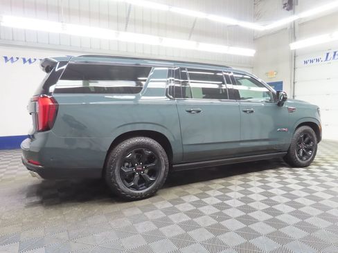 Used 2026 GMC Yukon XL AT4 Ultimate AWD/4WD image 5