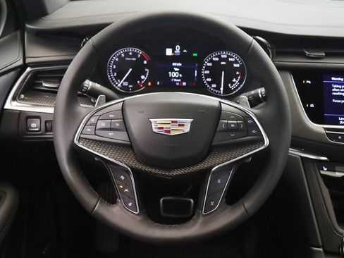 Used 2023 Cadillac XT5 Sportv AWD/4WD image 16