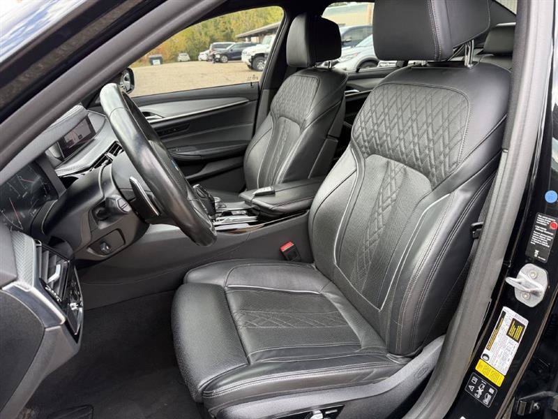 Used 2019 BMW M550i xDrive w/ Premium Package 2 AWD/4WD image 18