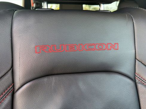 Used 2018 Jeep Wrangler Rubicon AWD/4WD image 21