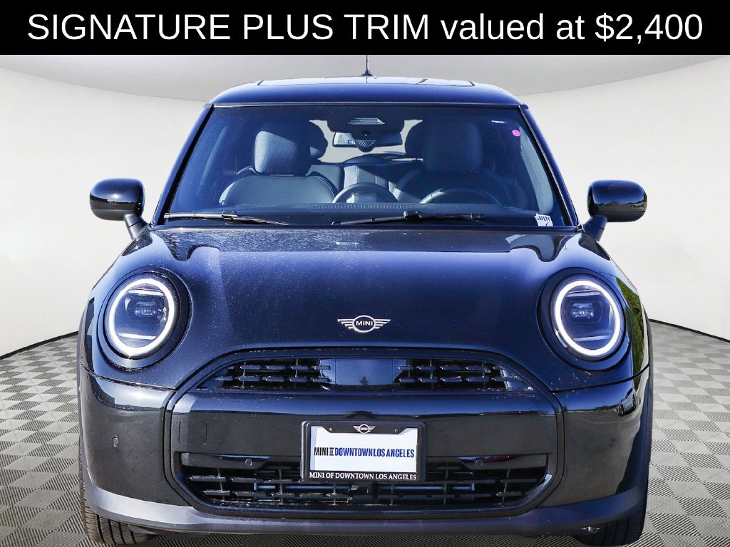 Used 2026 MINI Cooper 2-Door Hardtop FWD image 2