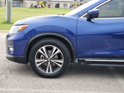 Used 2018 Nissan Rogue SL FWD image 6