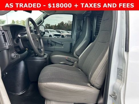 Used 2020 Chevrolet Express 2500 w/ Driver Convenience Package image 12