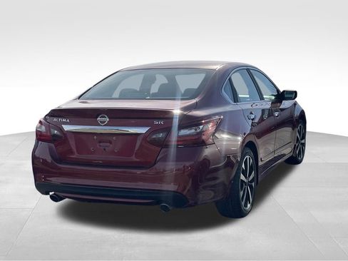 Certified 2018 Nissan Altima 2.5 SR image 4