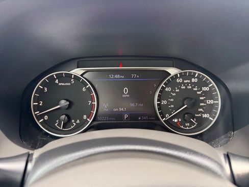 Used 2019 Nissan Altima 2.5 SR FWD image 24