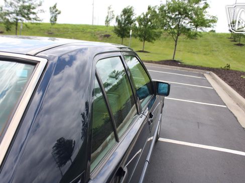Used 1993 Mercedes-Benz 190 E 2.6 image 32