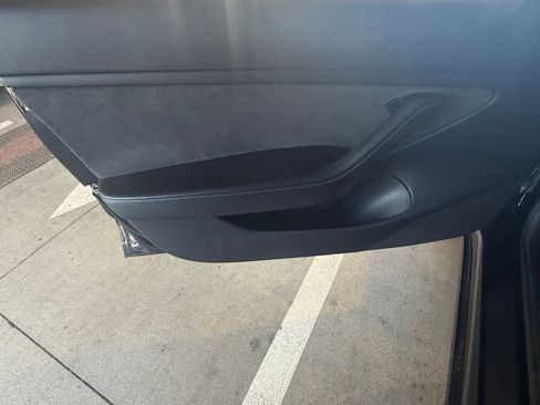 Used 2019 Tesla Model 3 Standard Range RWD image 16