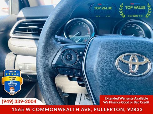 Used 2019 Toyota Camry LE FWD image 31