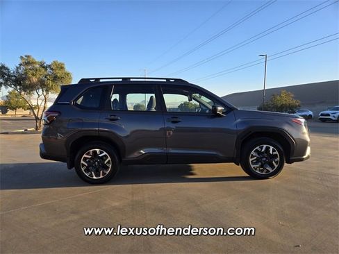 Used 2025 Subaru Forester image 7