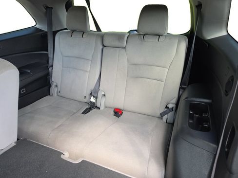 Used 2017 Honda Pilot EX image 14